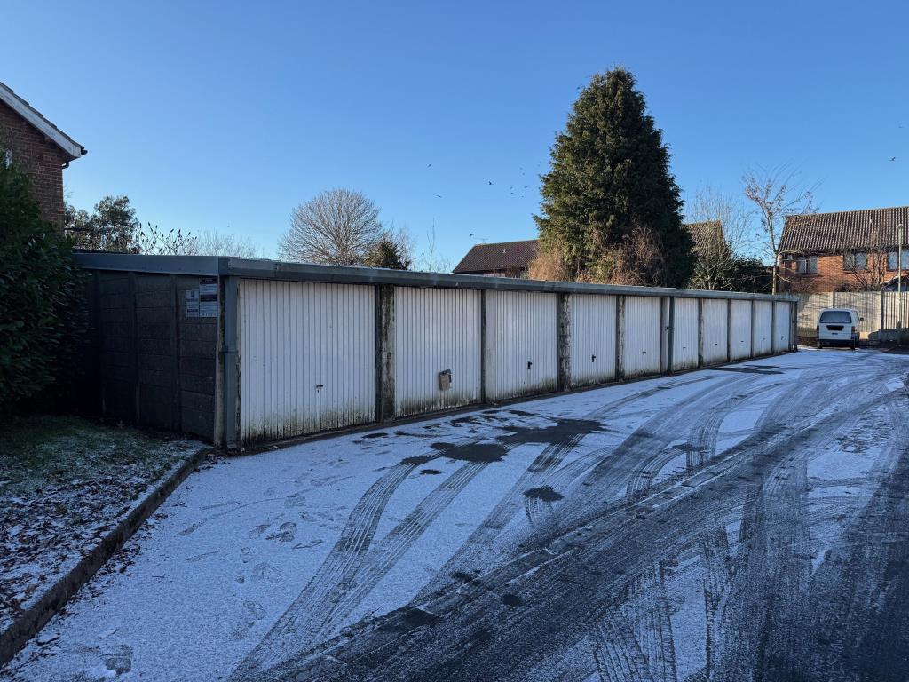 Lot: 4 - TEN LOCK-UP GARAGES - Row of ten lock up garages
